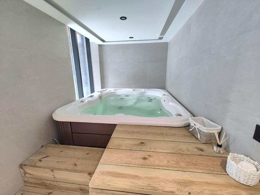 Διαμέρισμα Dameski House Srebrni Vrhovi